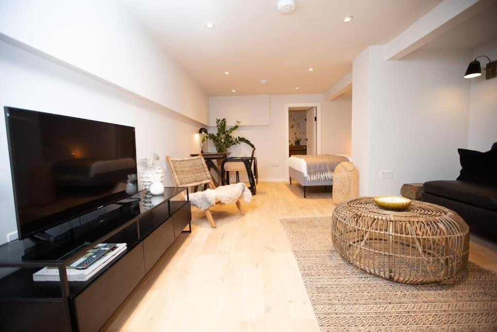 Chorlton Stylish & Roof Terrace Apartamento Manchester